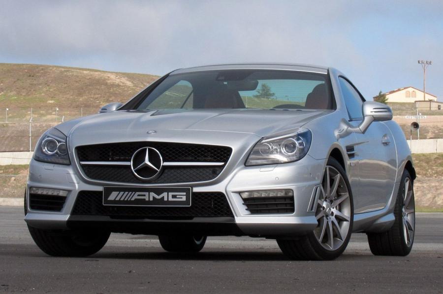  Mercedes-Benz SLK55 AMG 2012 года  (фото 18 из 73)